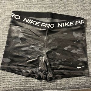 Nike Pro spandex woman’s
